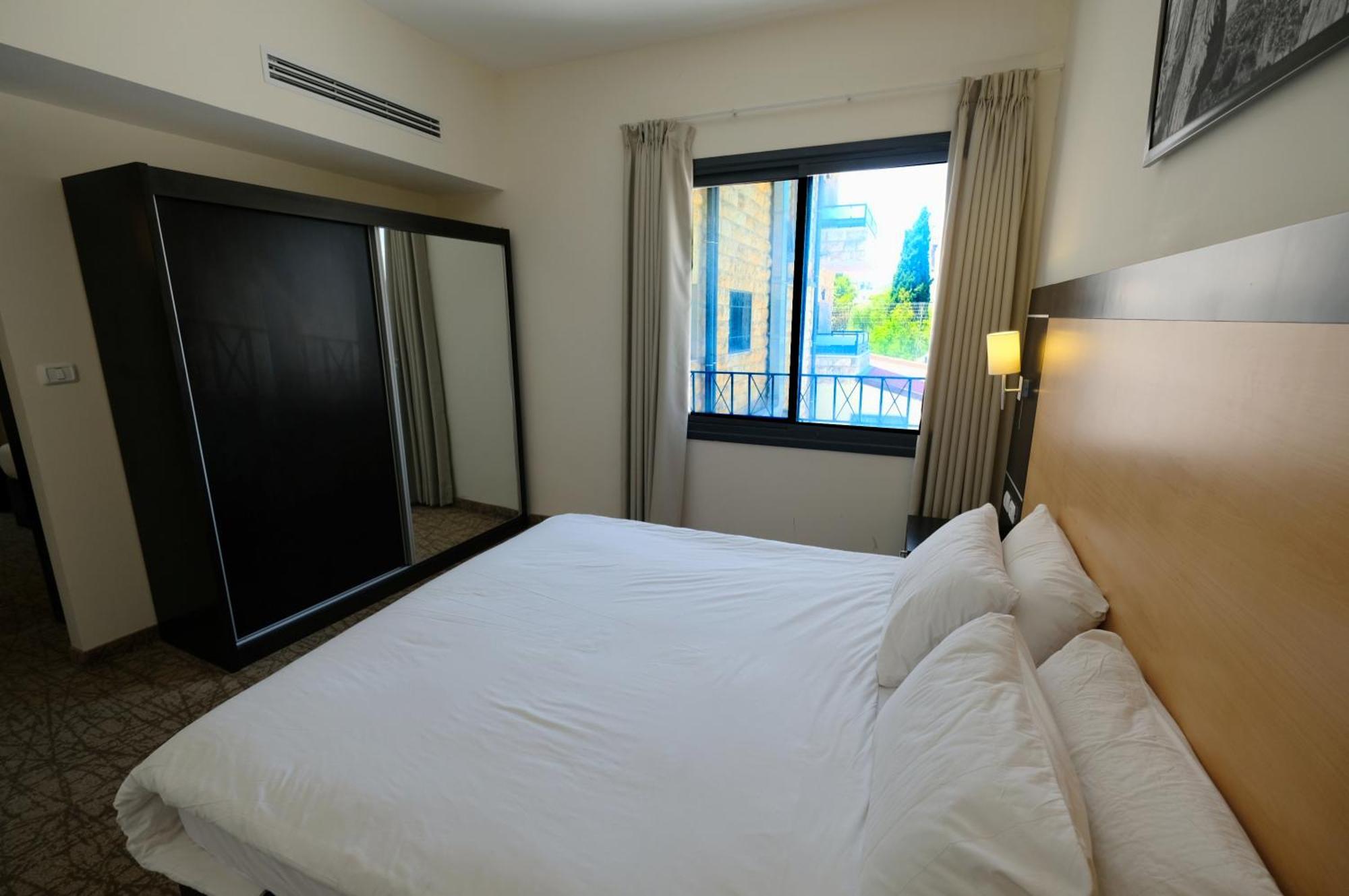 New Capitol Hotel - Иерусалим Номер фото